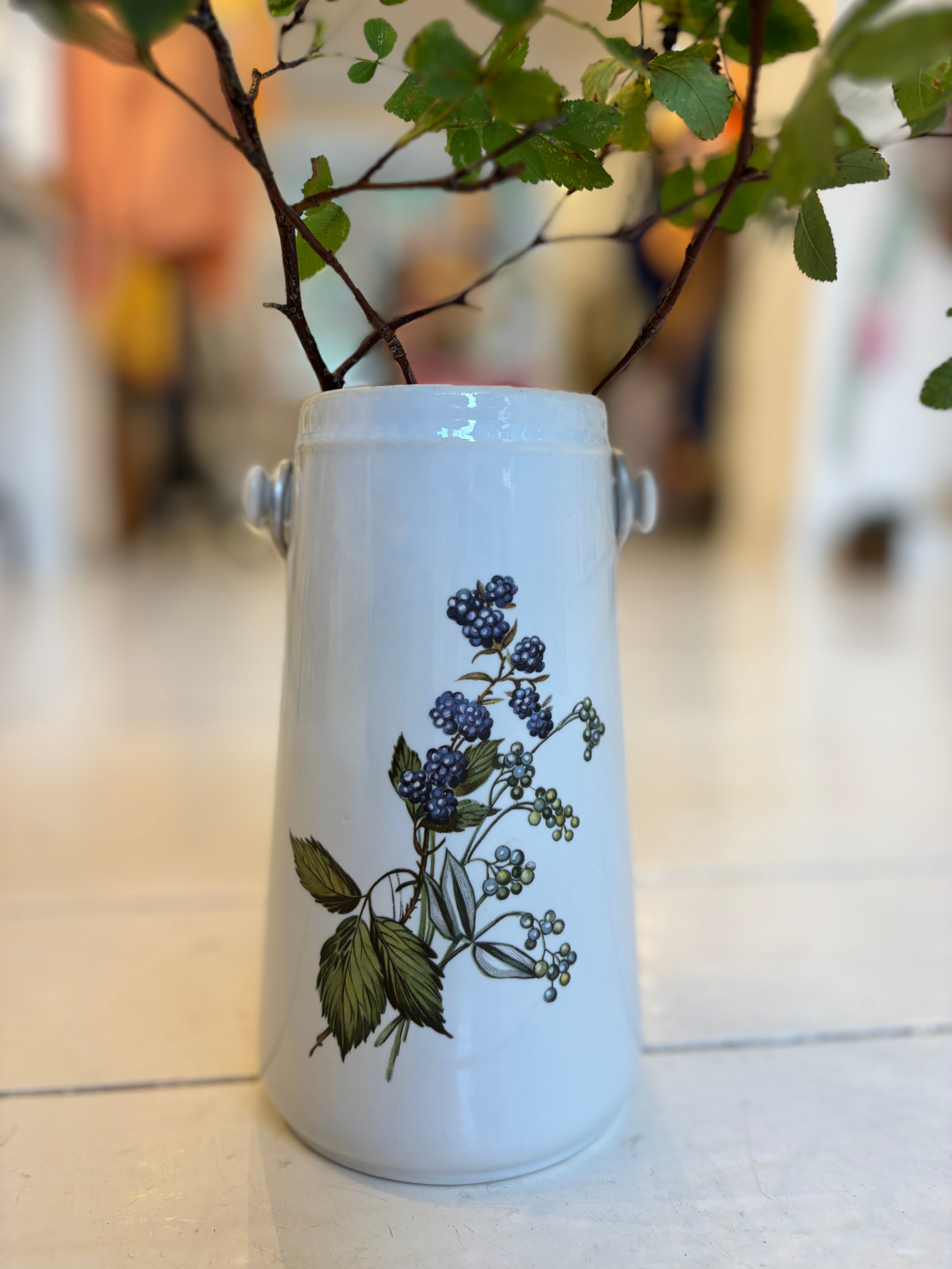 Fransk vase med hank