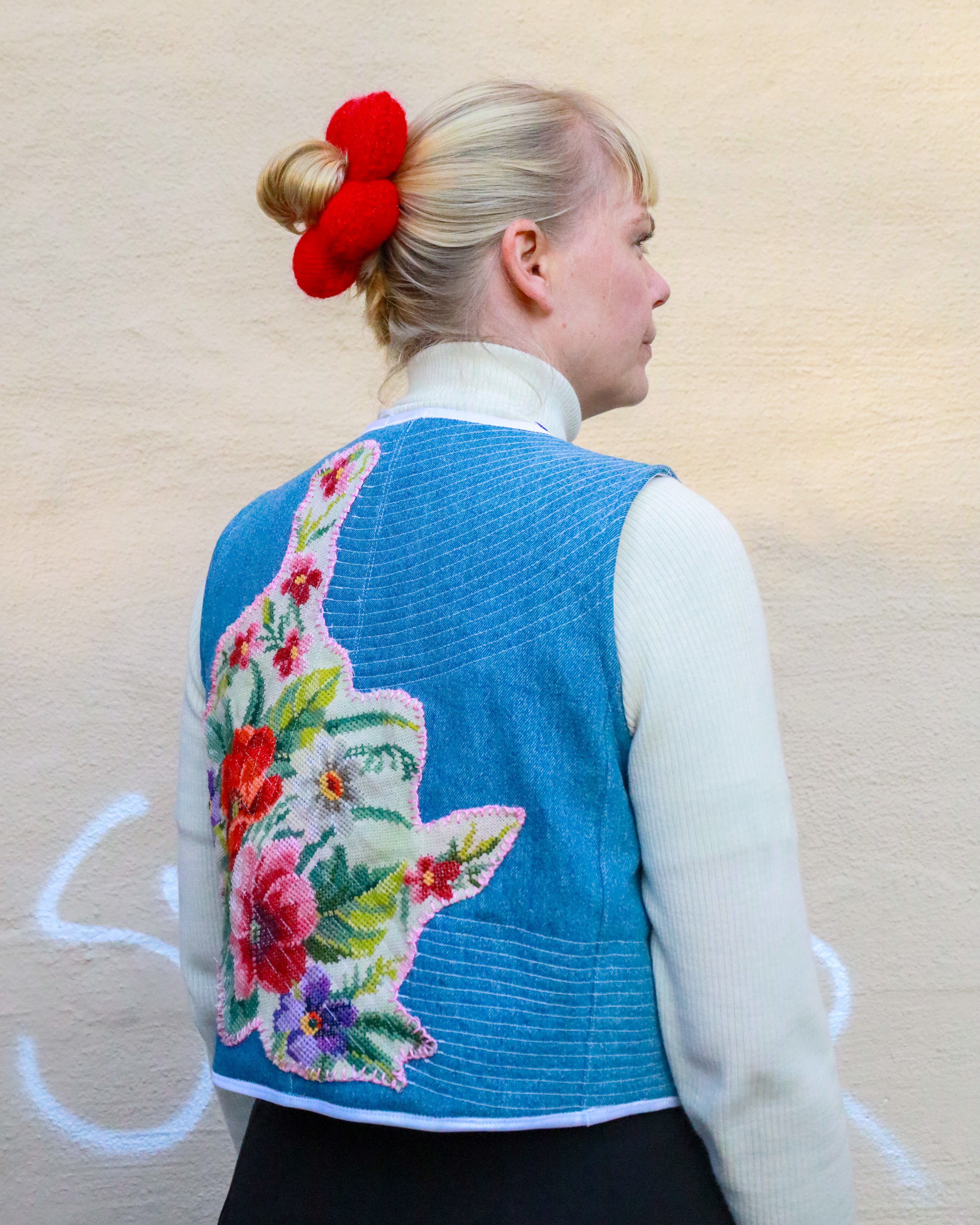 Blomstret Broderet Vest