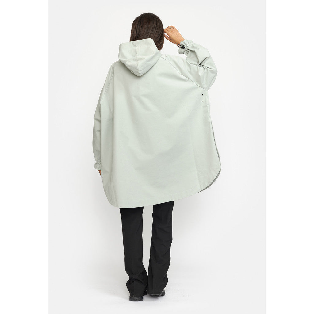 Poncho, Pale mint