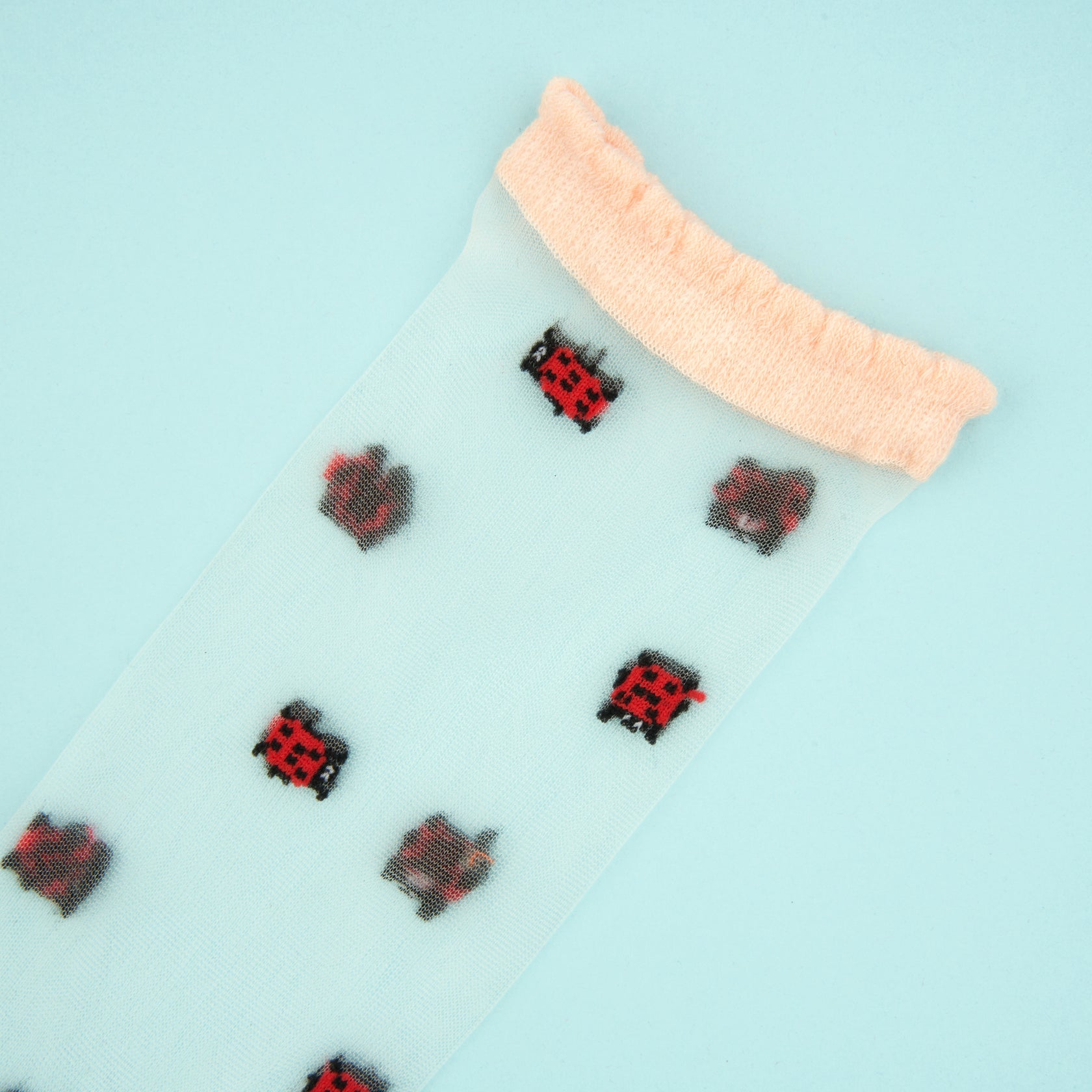Mariehøne socks, sheer