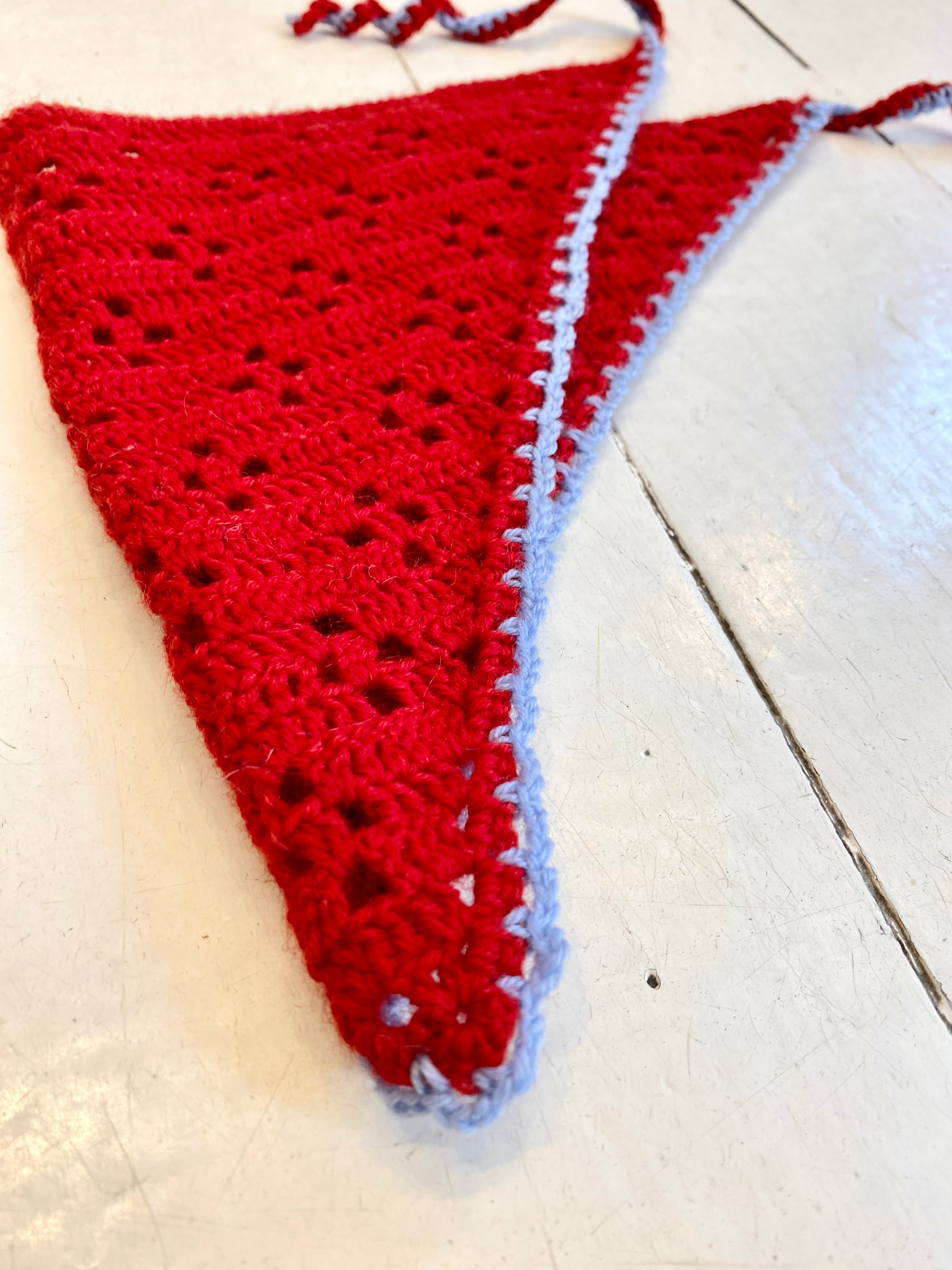Bandana nr. 5 (rød/lyseblå)