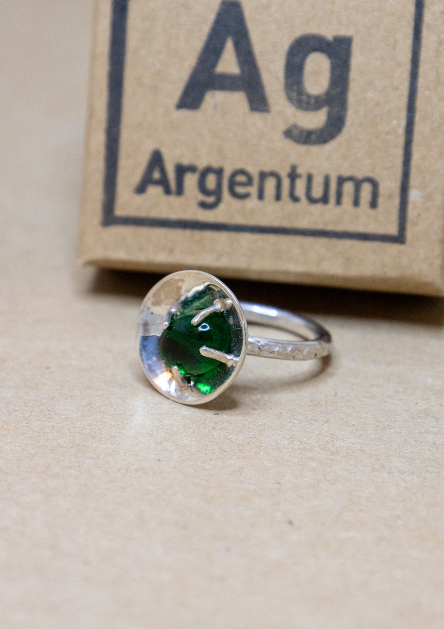 Sølvring m. Grøn agat (str. 54,5)