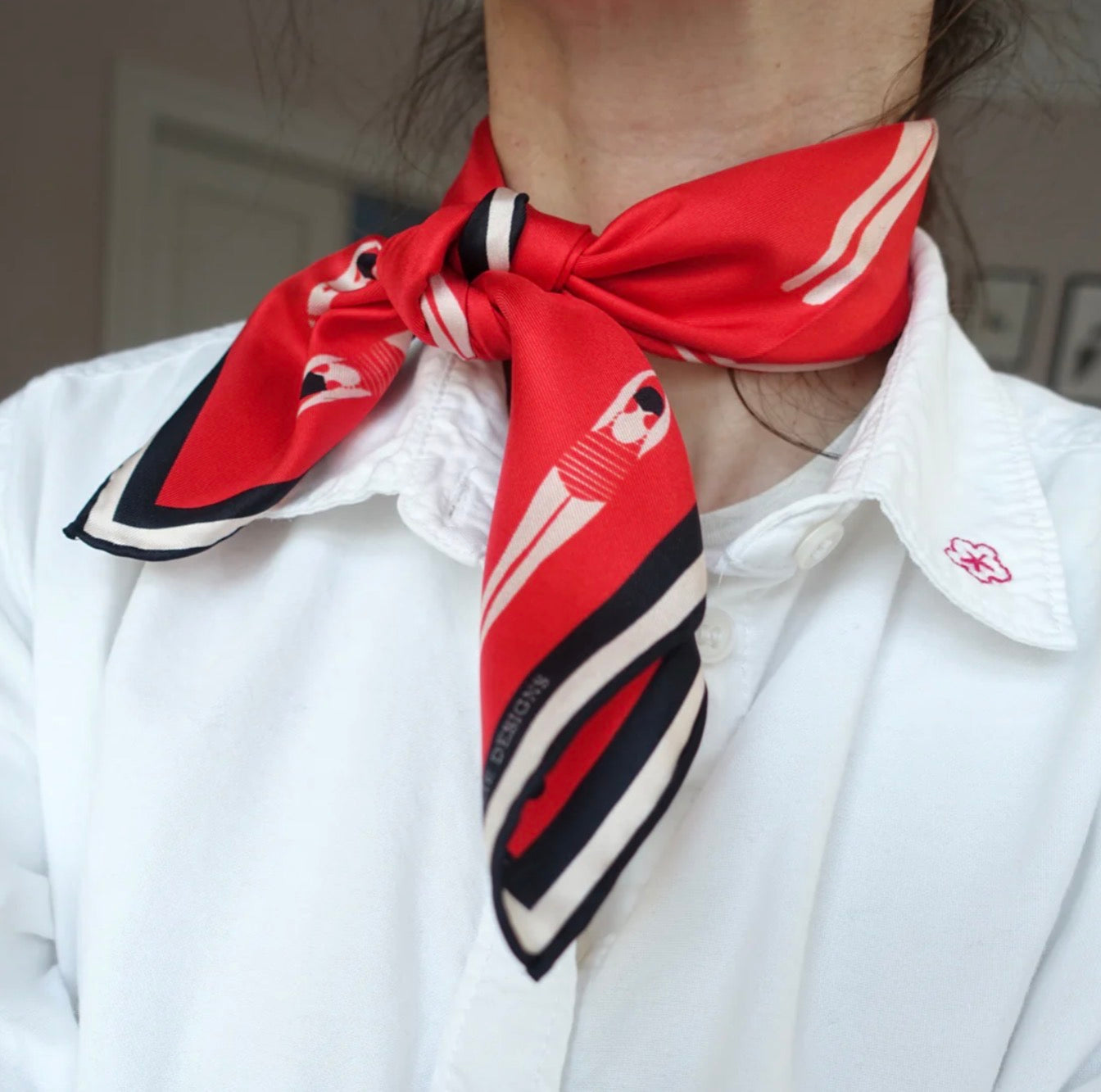 Silketørklæde, Red Swimmers 50cm