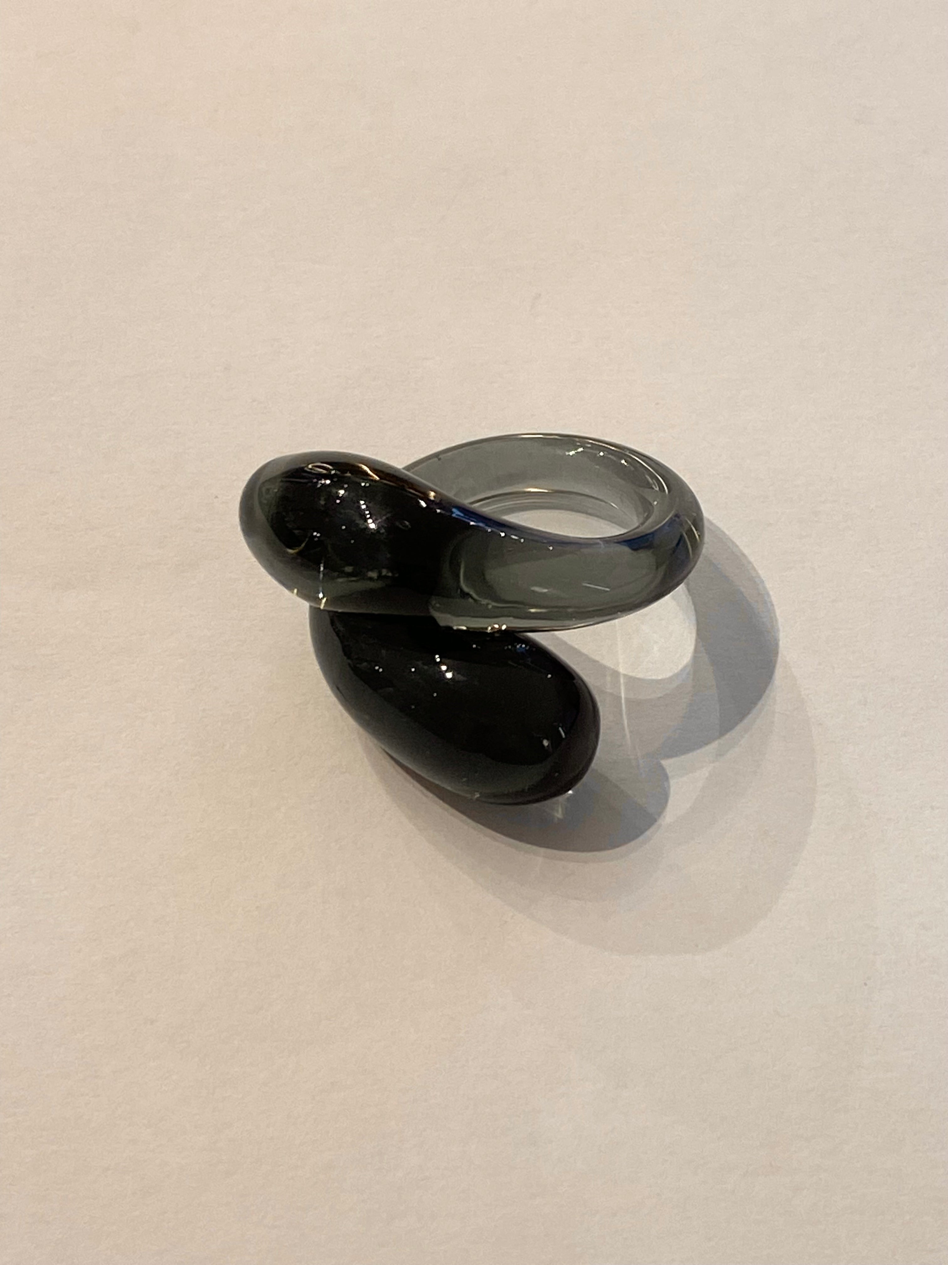 Glas ring - Two drops - Sort