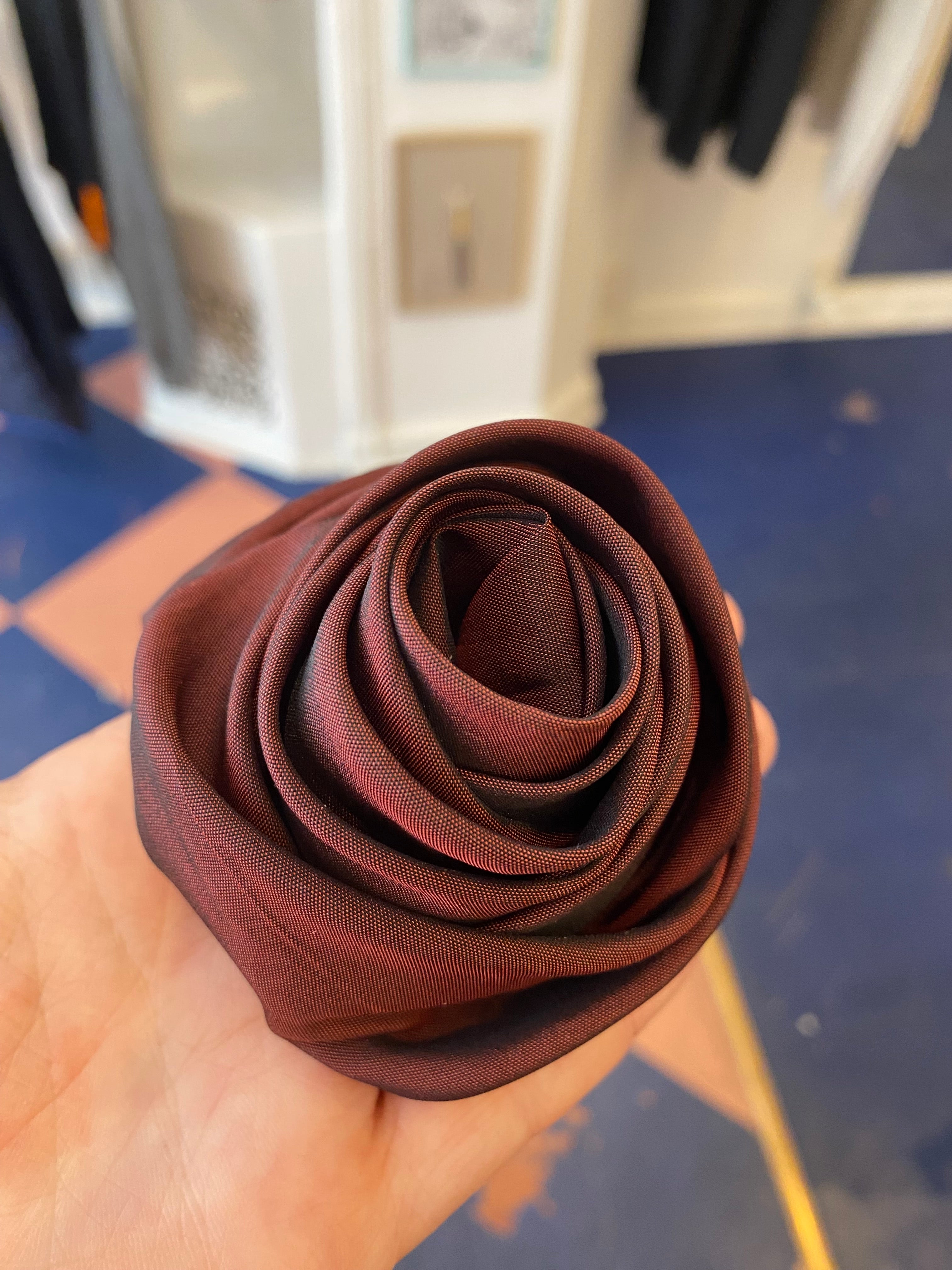 unika broche rose no 15