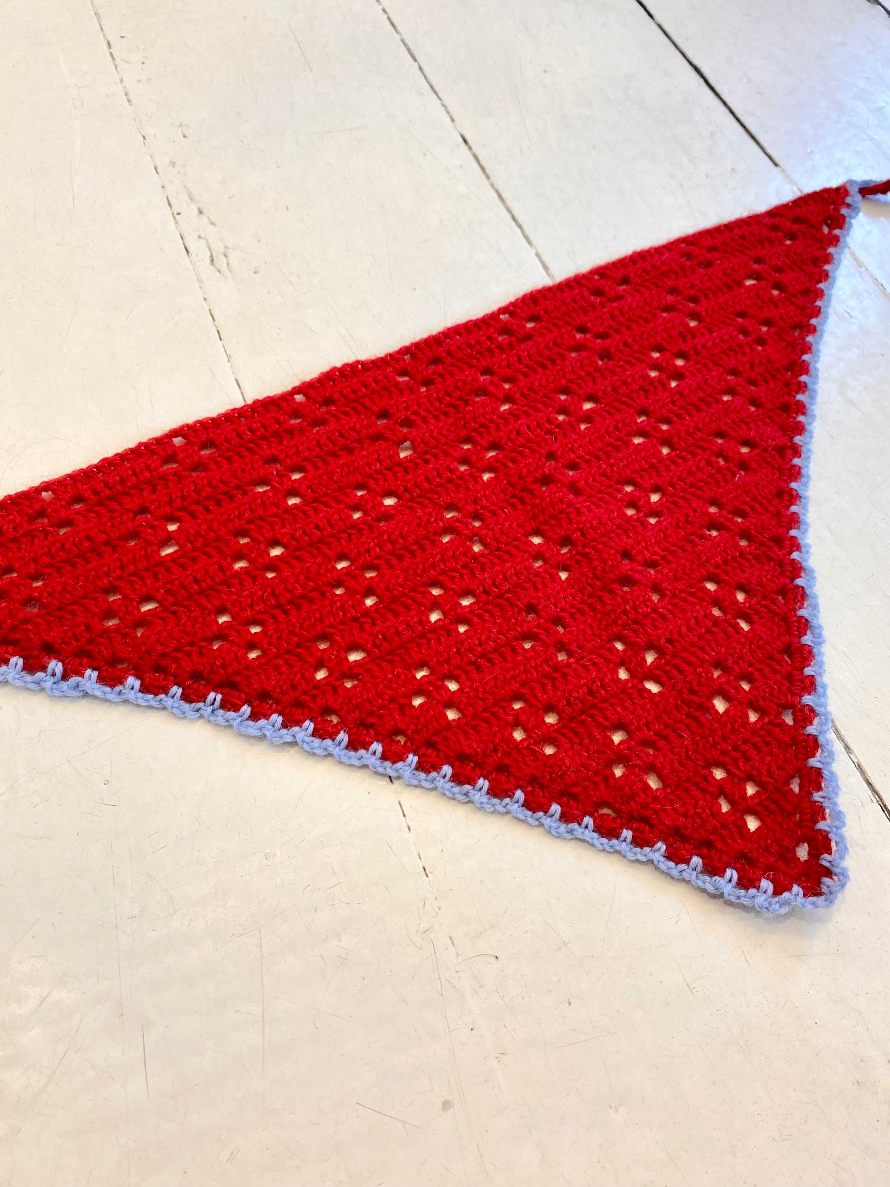 Bandana nr. 5 (rød/lyseblå)