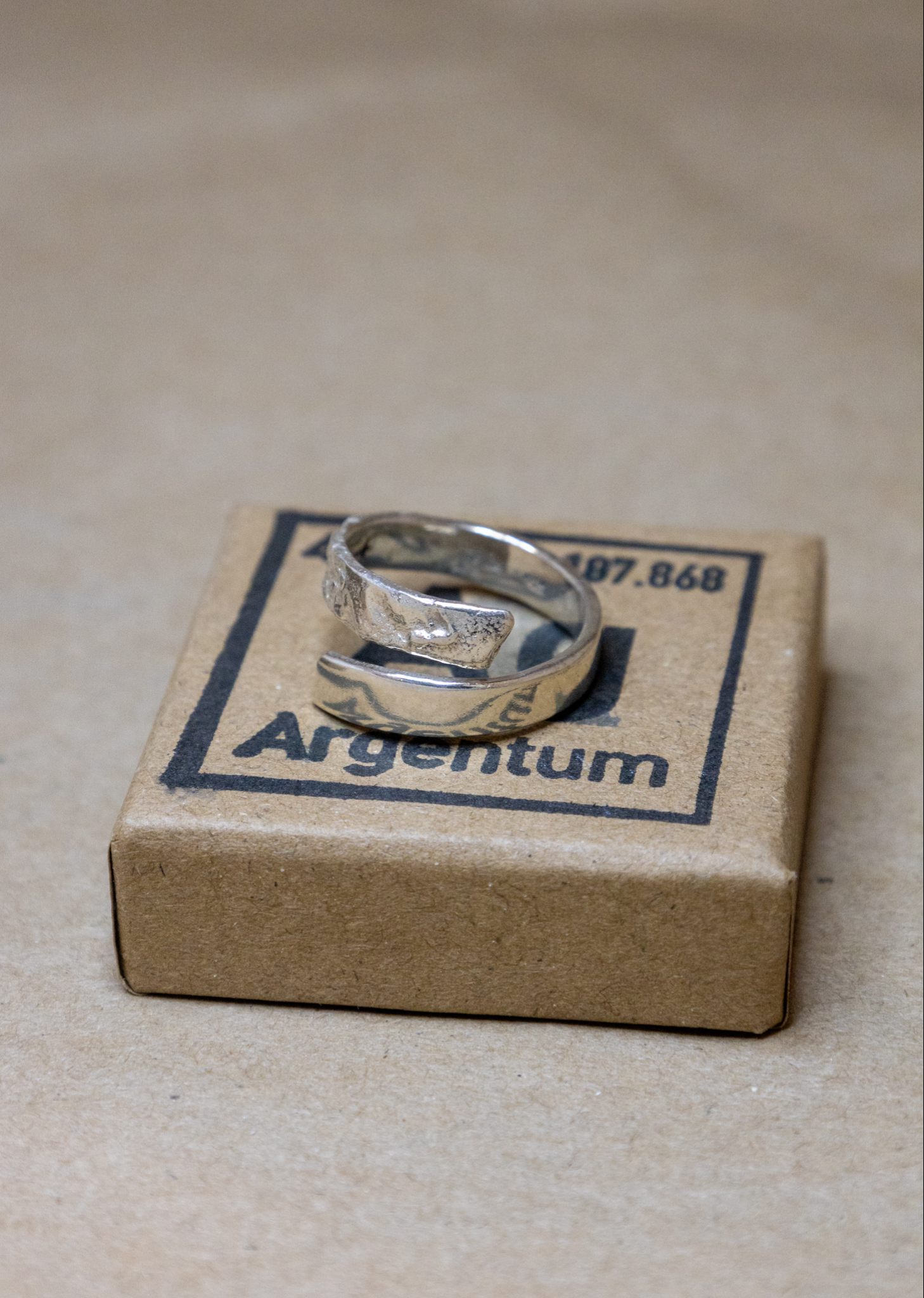 Åben unika sølvring (str. 60)