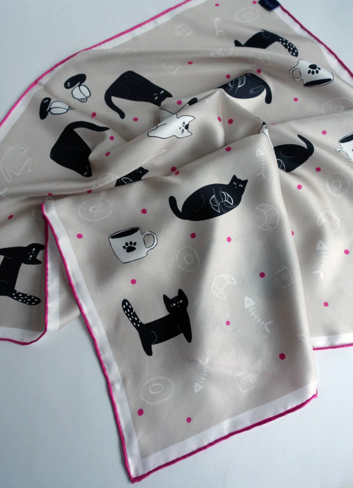 Silketørklæde, Cats 65cm