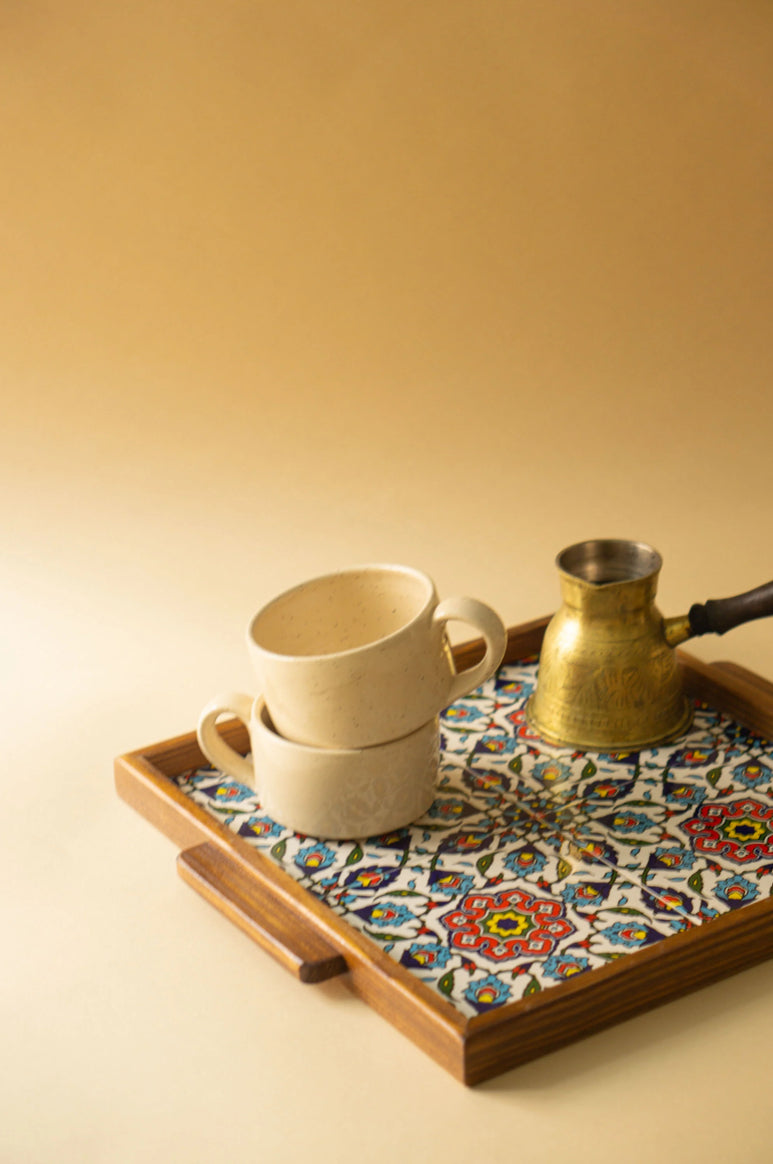 Stor serveringsbakke med 4 fliser