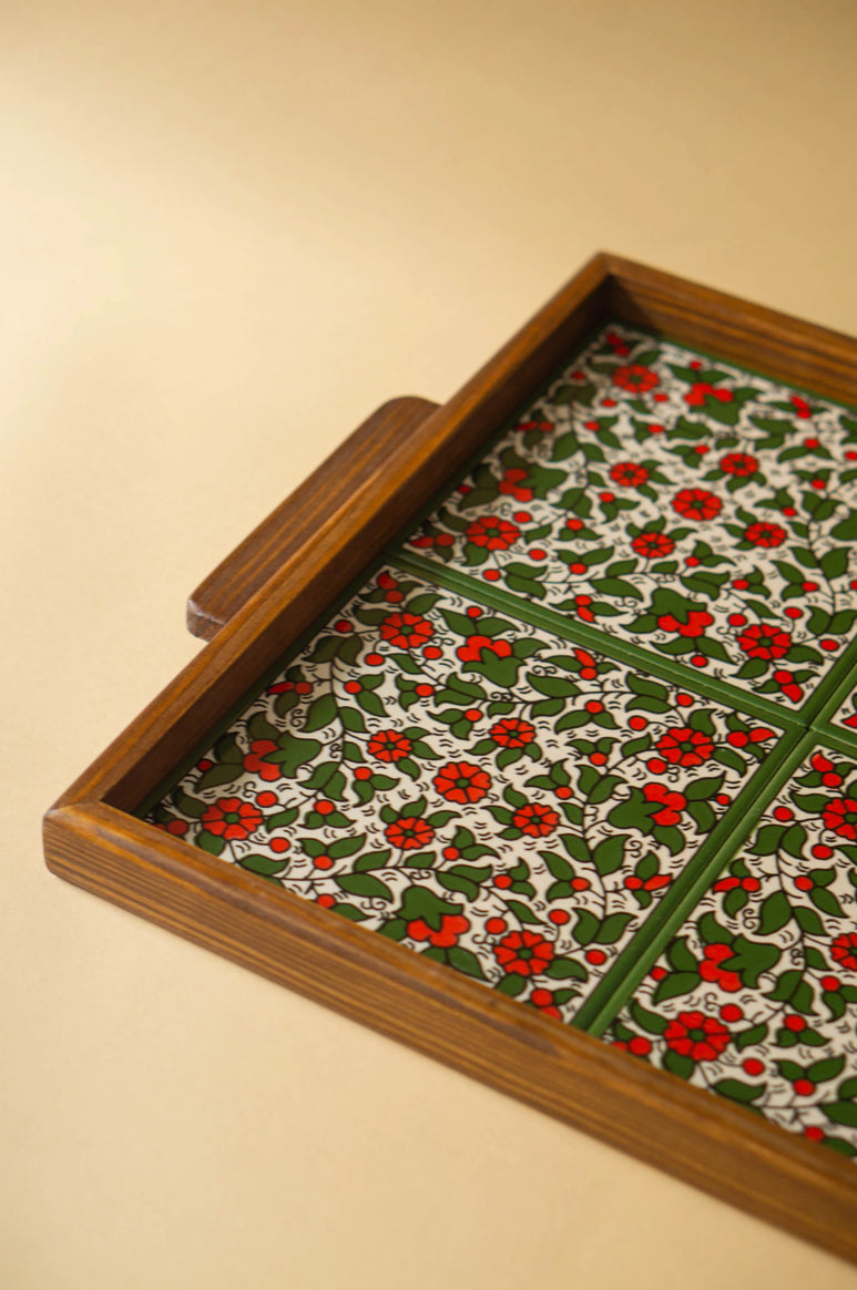 Stor serveringsbakke med 4 fliser