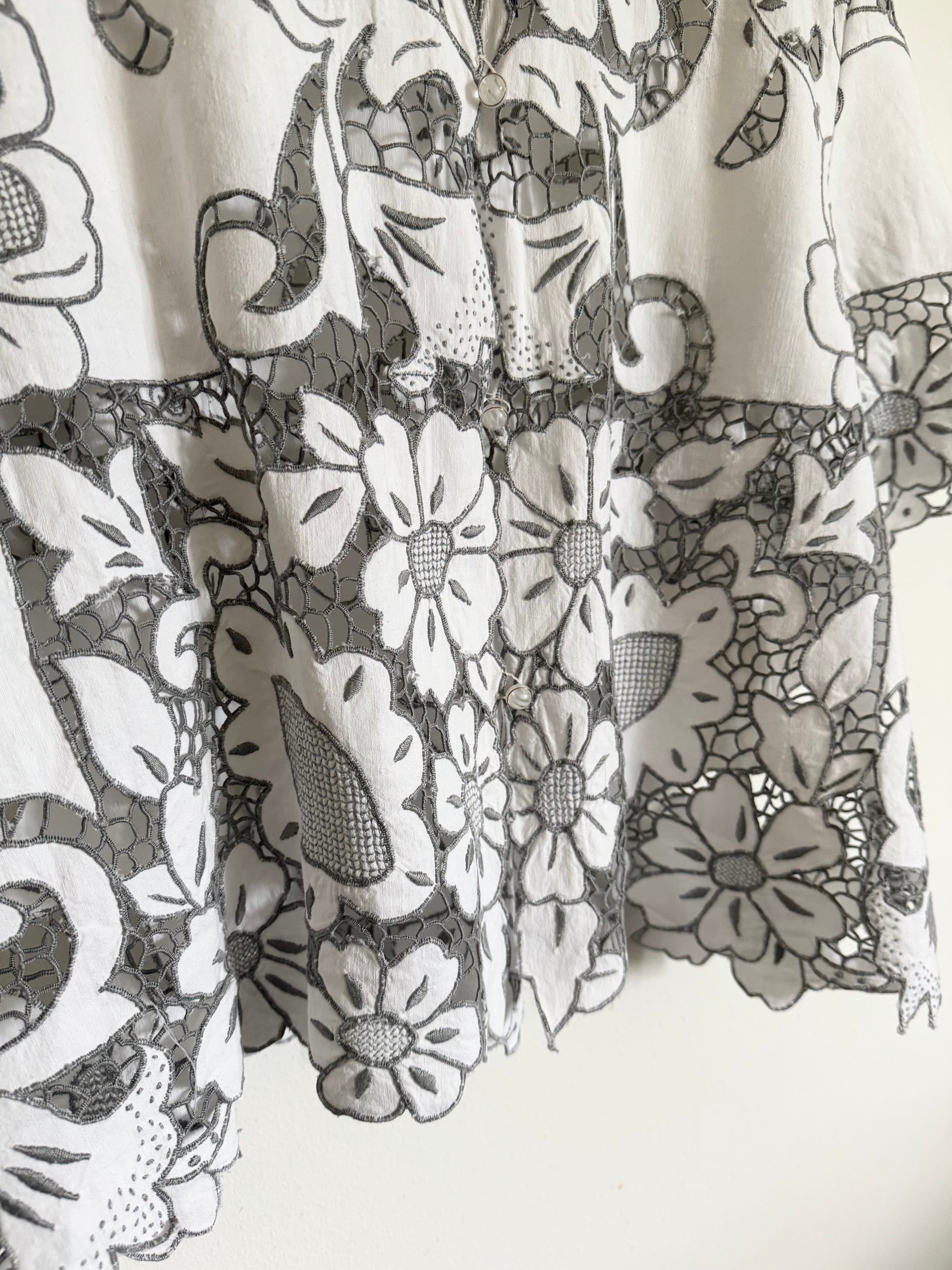 Hvid/Grå kortærmet