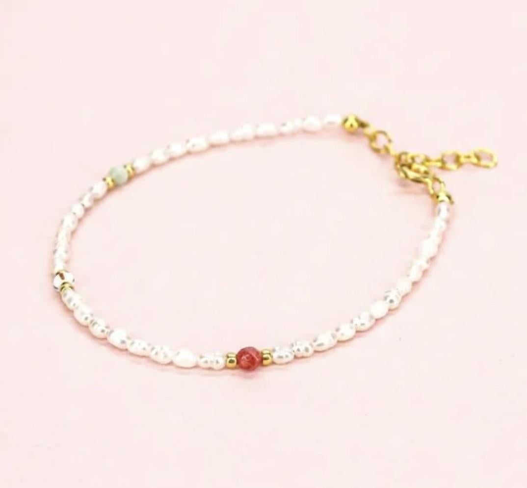Mai armbånd