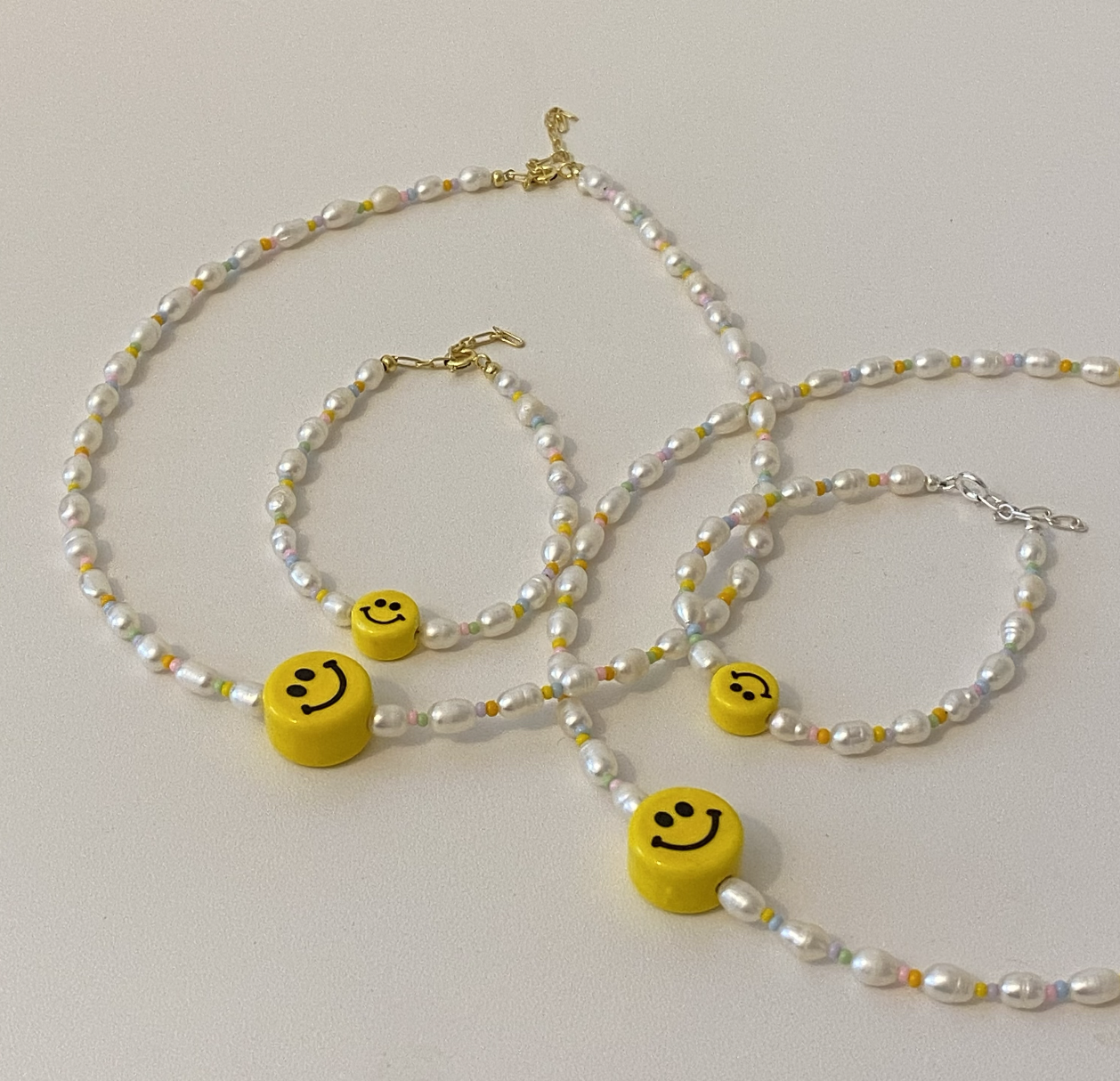 Smiley armbånd