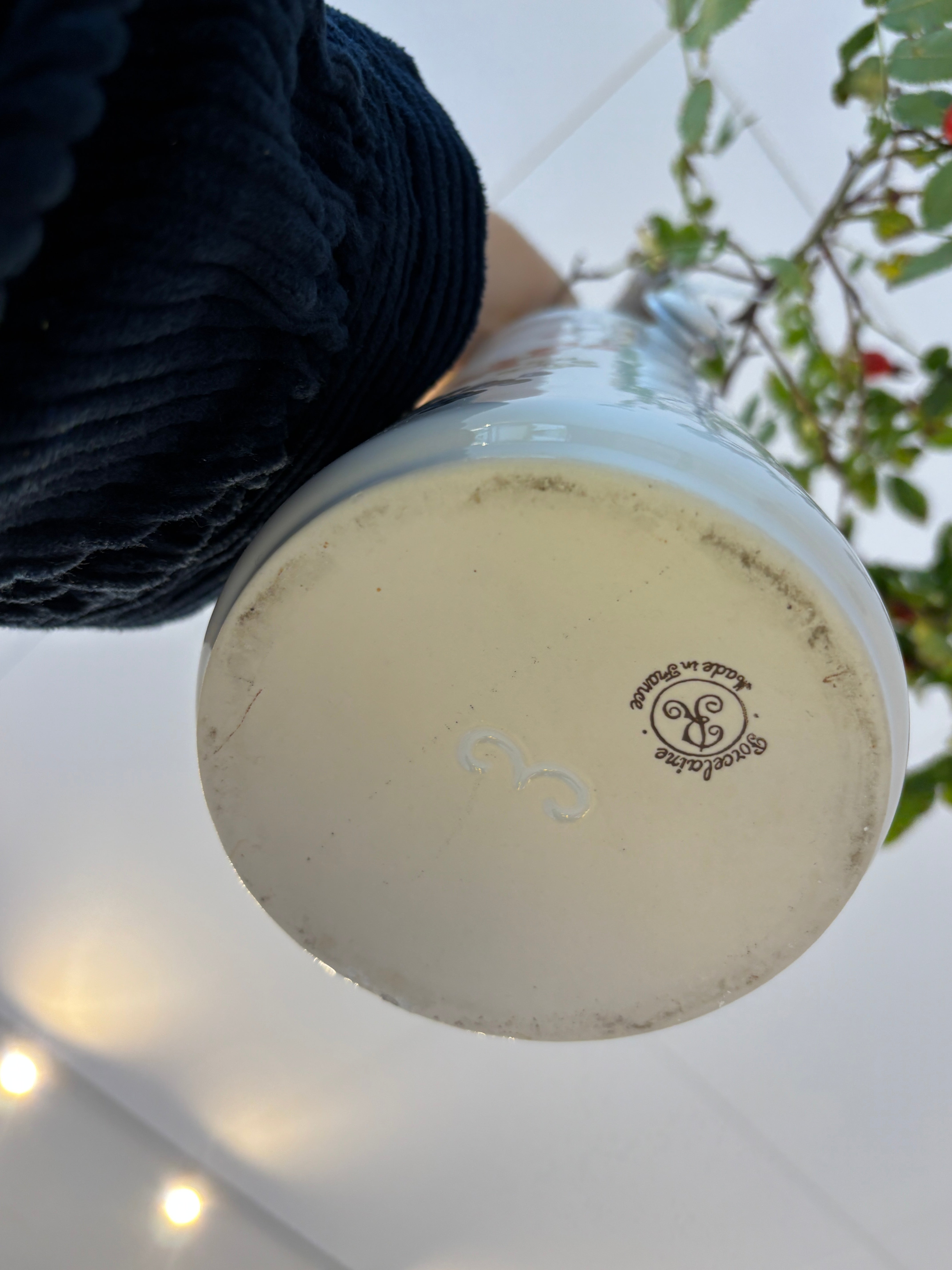 Fransk vase med hank