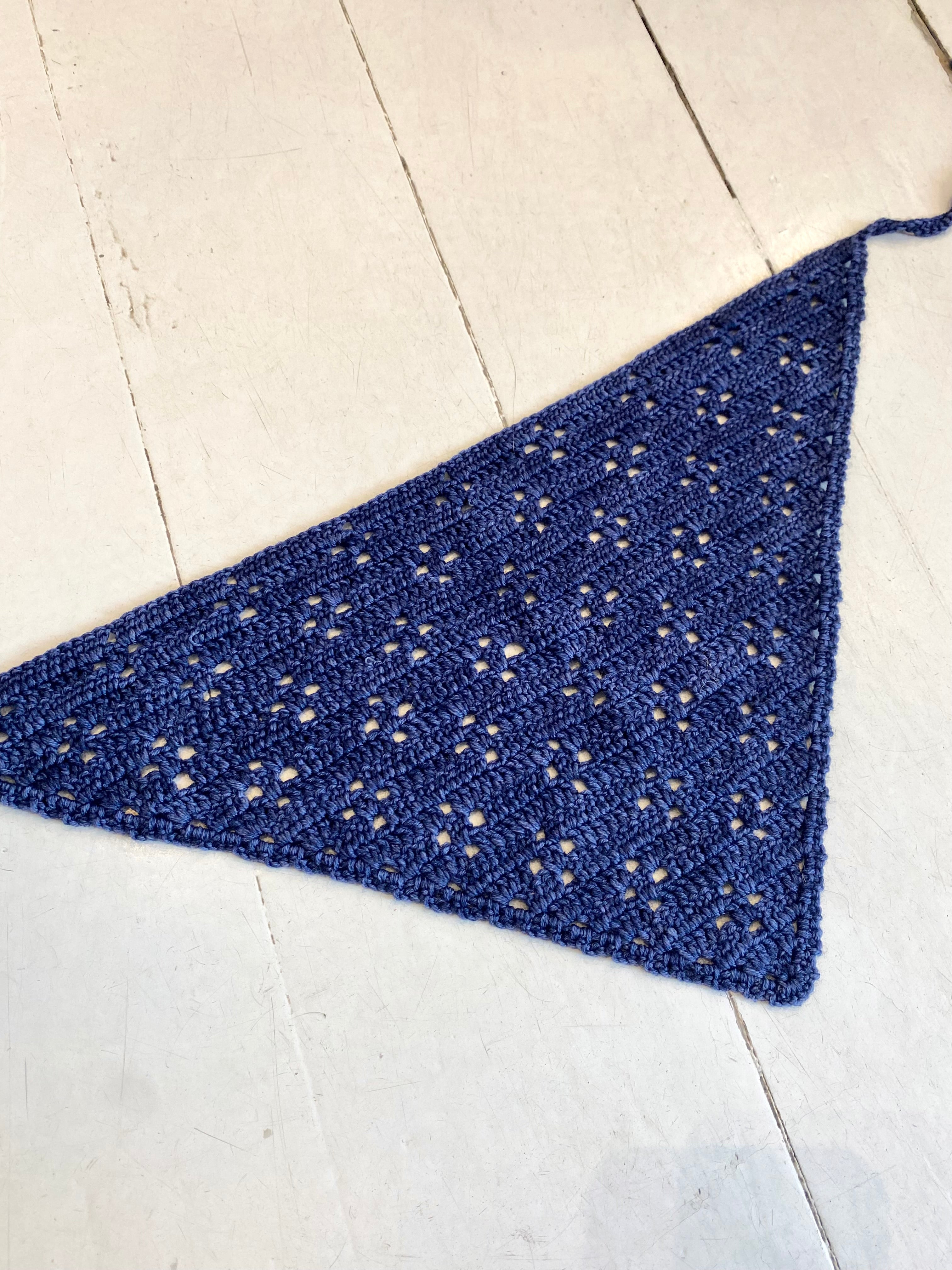 Bandana nr. 8 (mørkeblå)
