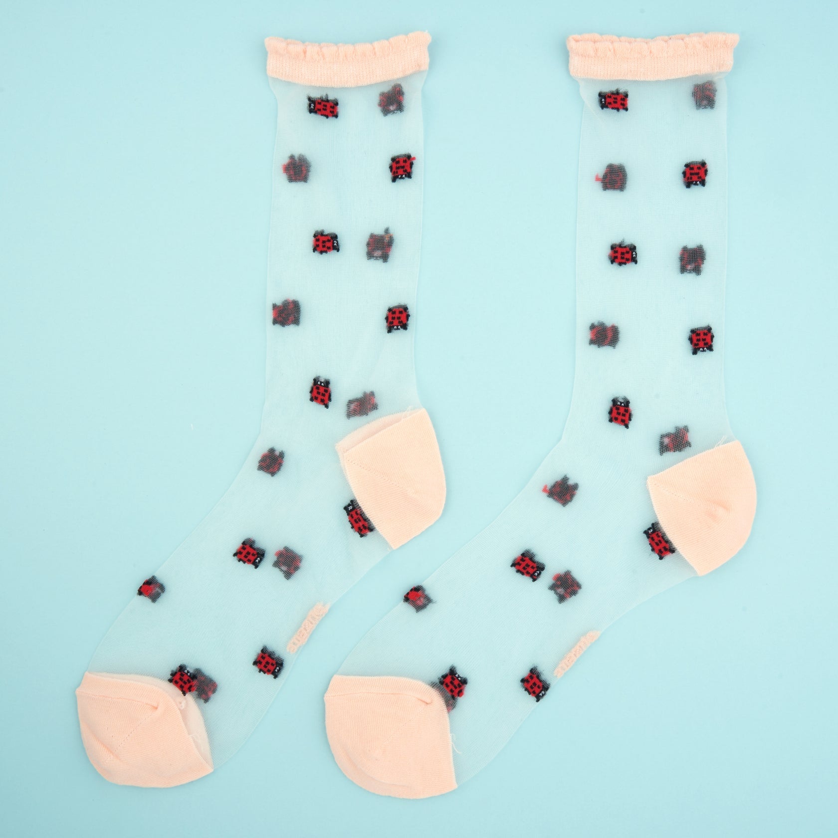 Mariehøne socks, sheer