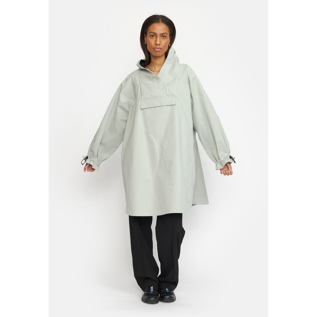 Poncho, Pale mint