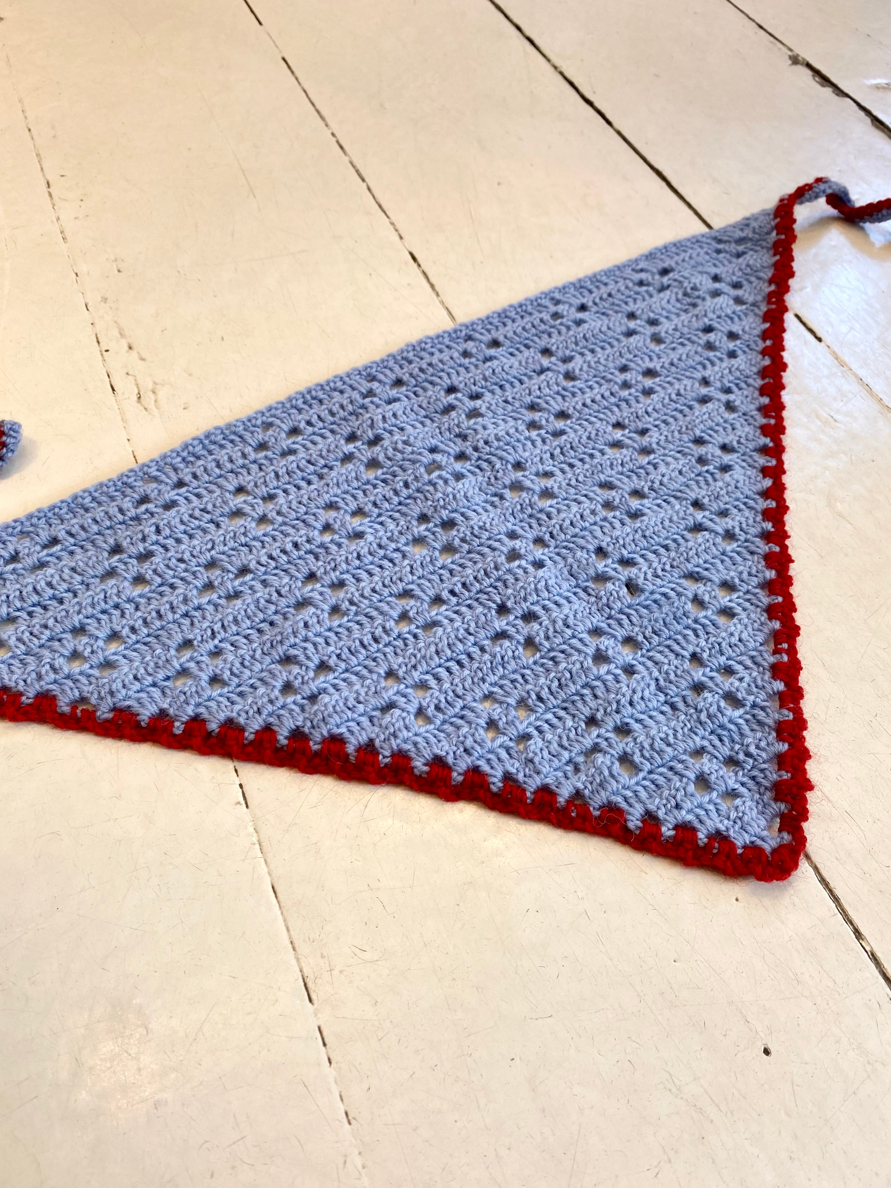 Bandana nr. 6 (lyseblå/rød)