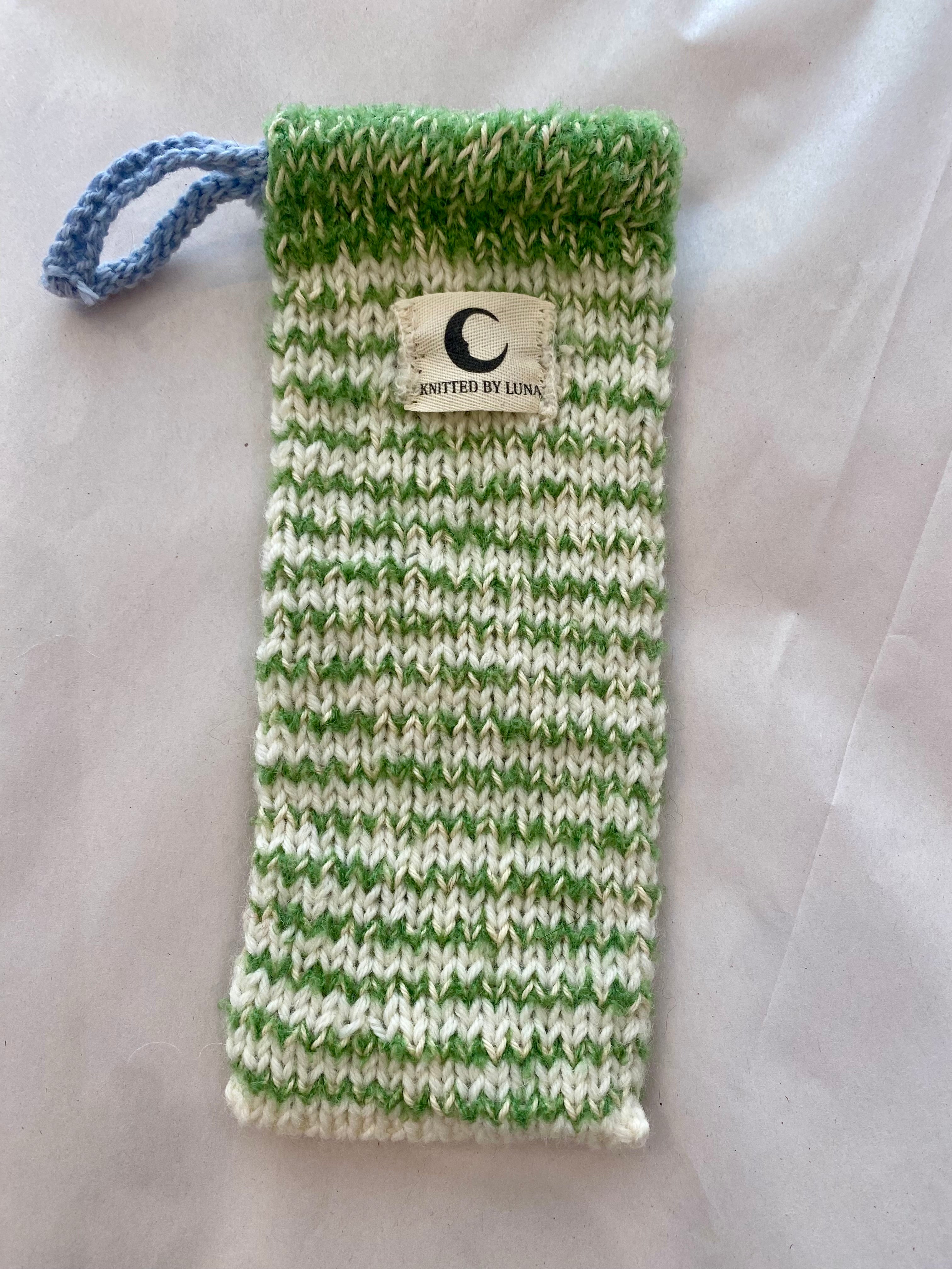 Lille taske til solbriller grøn