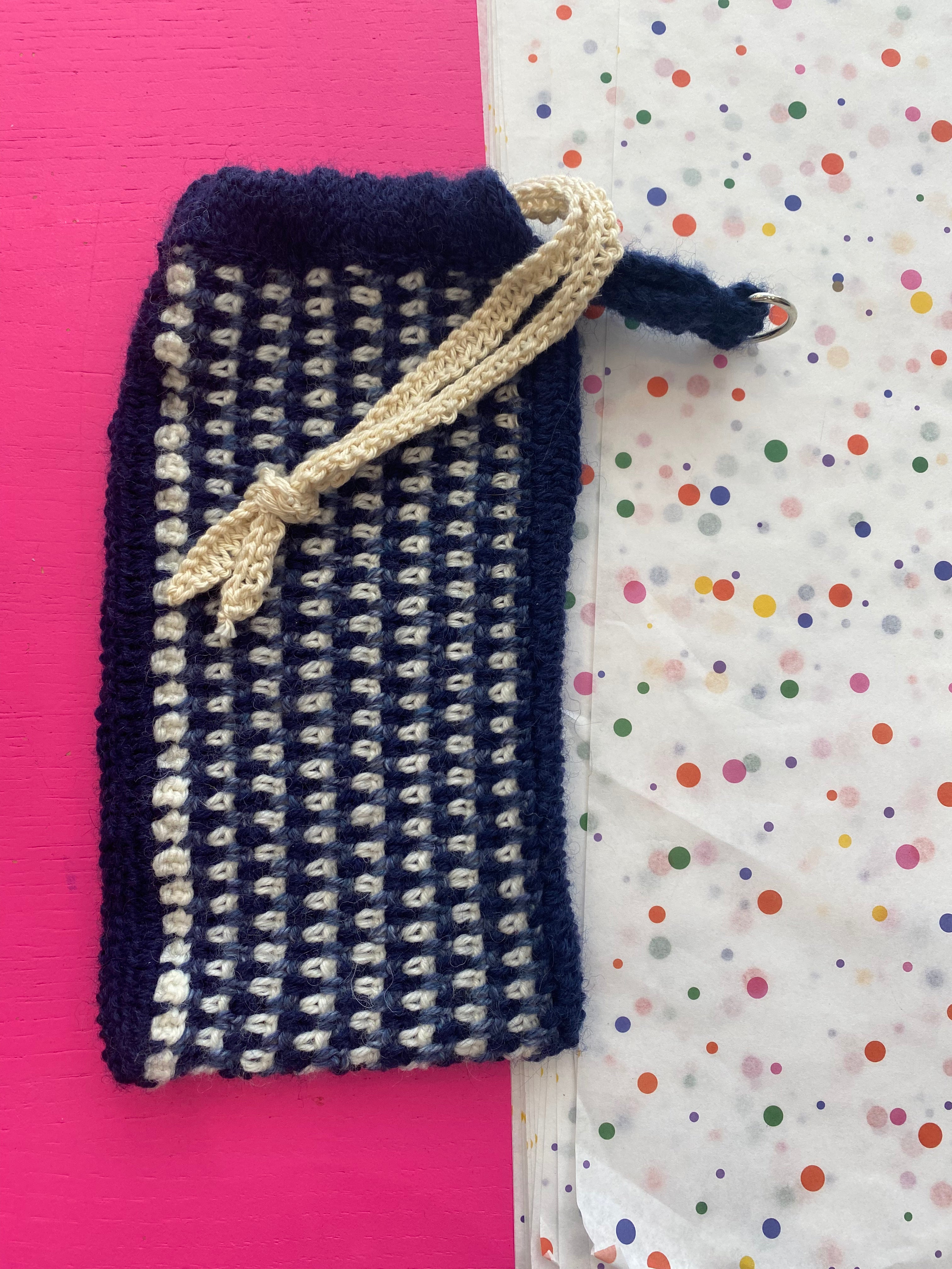 Lille taske til solbriller/telefon