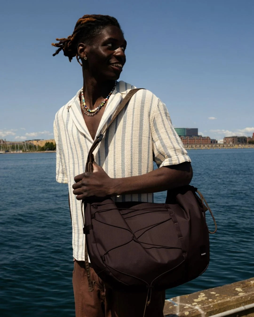 JUNO Half-moon taske - Downtown Mocha