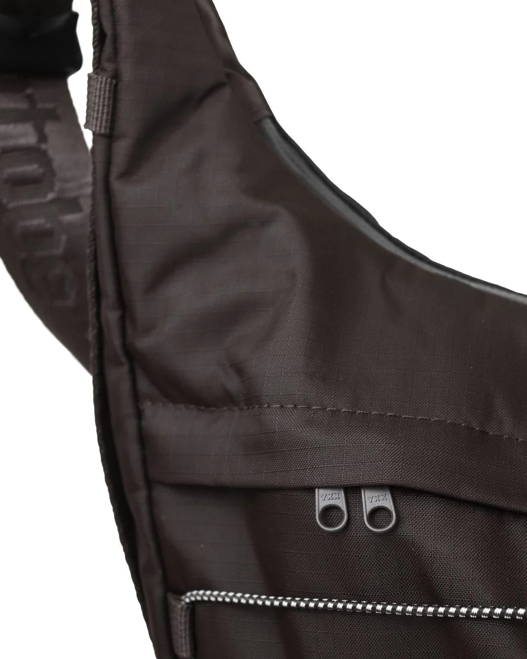 JUNO Half-moon taske - Downtown Mocha