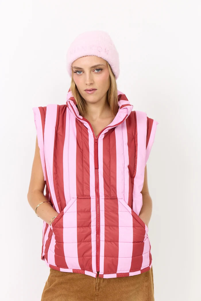 Merle Vest - Red Stripes