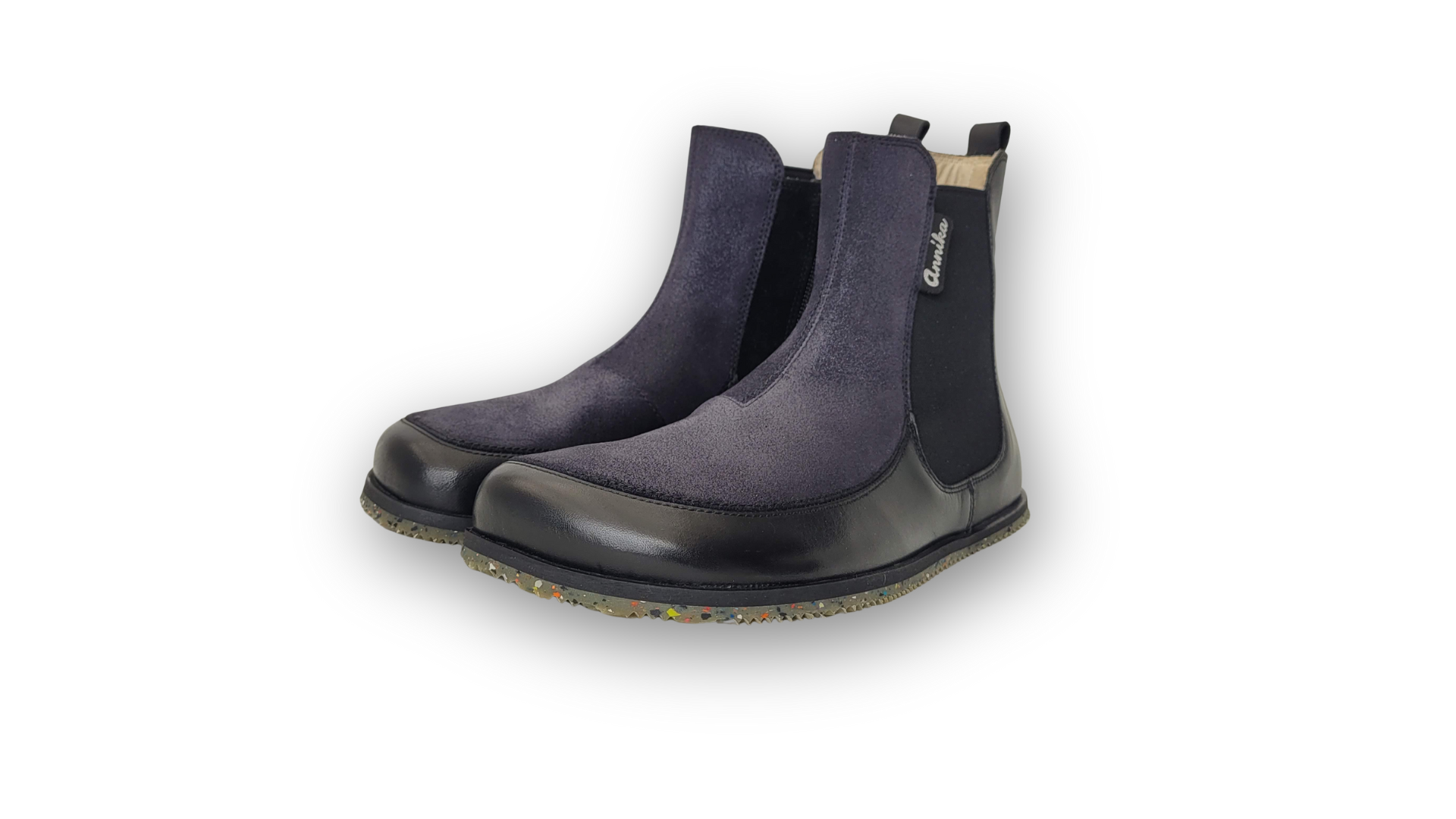 Palustria Barefoot Black