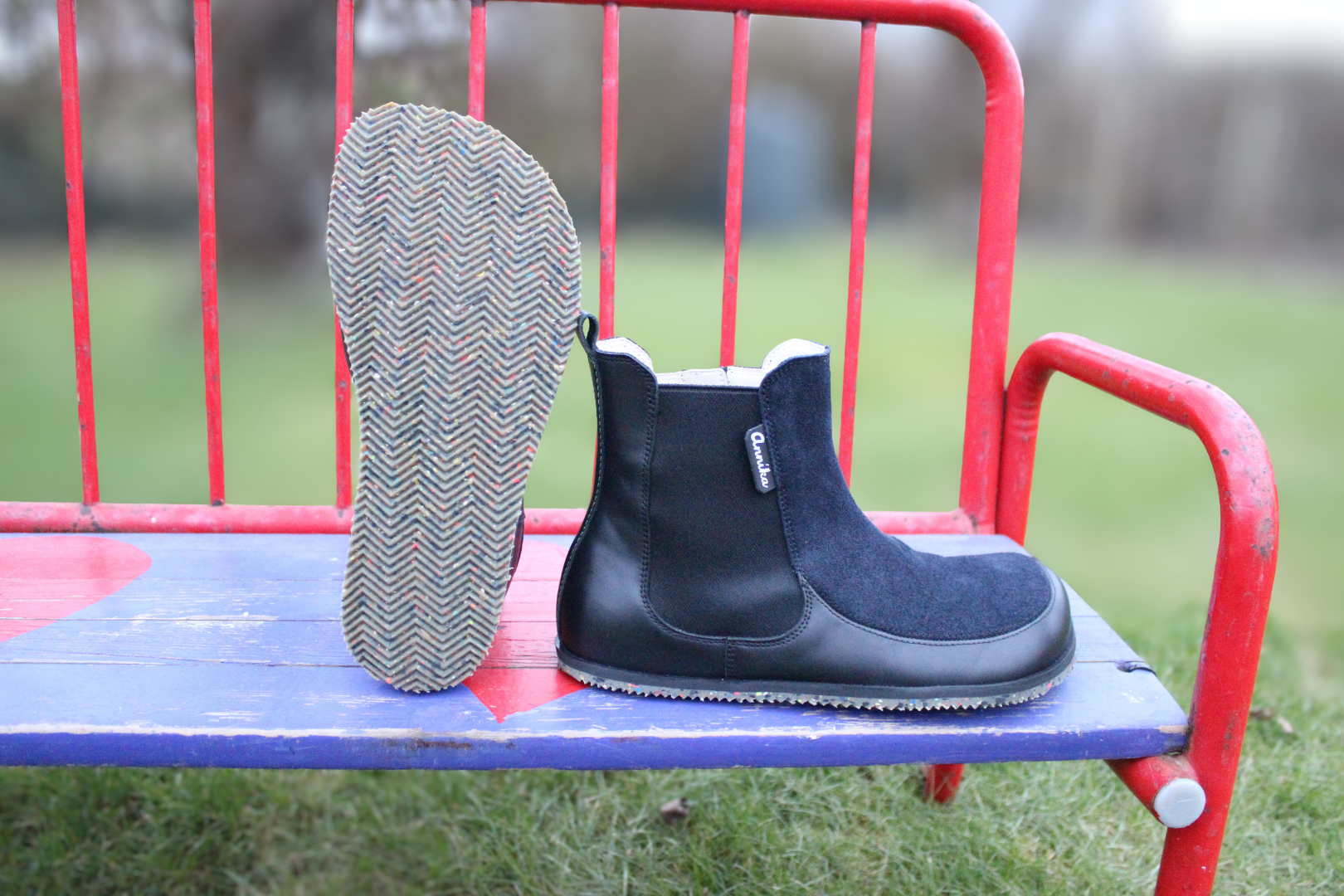 Palustria Barefoot Black